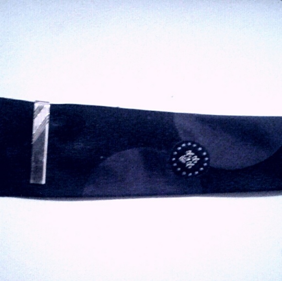 "Vintage-Class" Dapper Old-School Navy Blue Tie - Picture 3 of 5